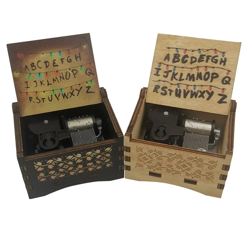 Carillon Stranger Music Box